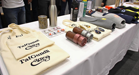 Event Giveaway Ideas: 50+ Branded Items That Drive Real ROI (2025) - Arklavo
